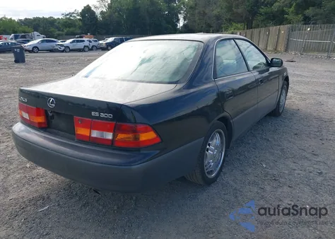 1997 Lexus Es 300 из США, поврежденный, VIN JT8BF22G8V0016367